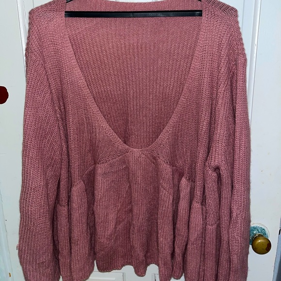 🌸Deep v neck Shien sweater🌸 - Picture 1 of 4